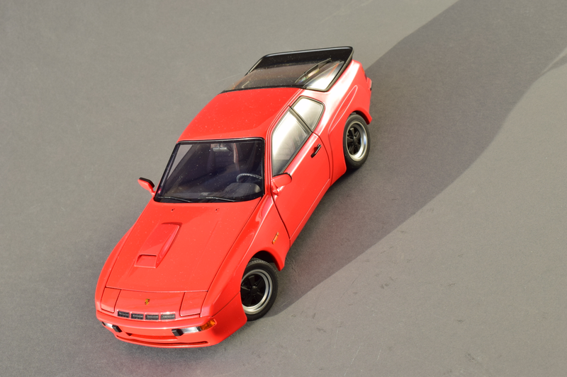 Illustration for article titled Teutonic Tuesday: AUTOart Porsche 924 Carrera GT
